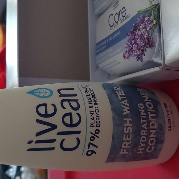 BUNDLE!Conditioner &Veilment Care Lavender oil soap beauty bars 2 boxes (6 bars) - Picture 4 of 9